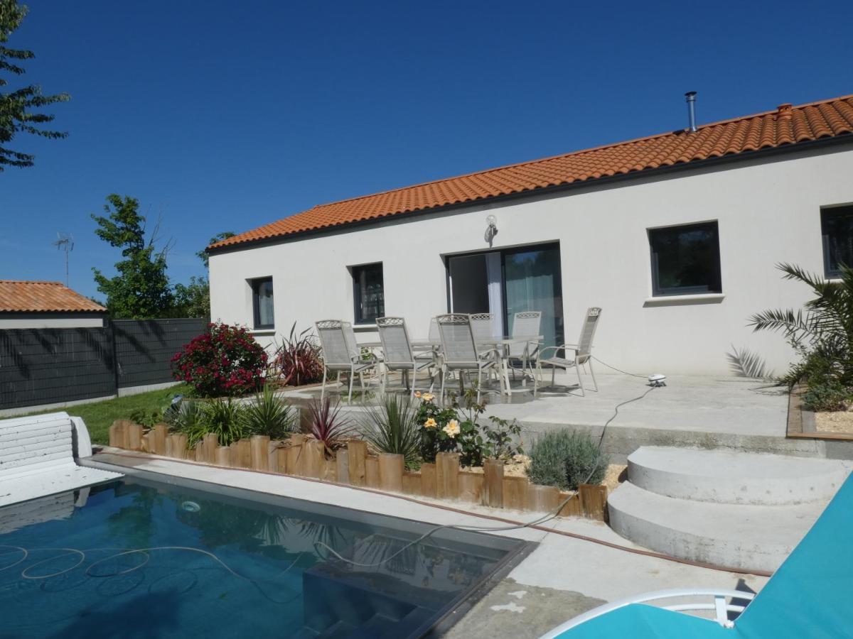Villa D'Eau Douce Les Achards  Exterior foto